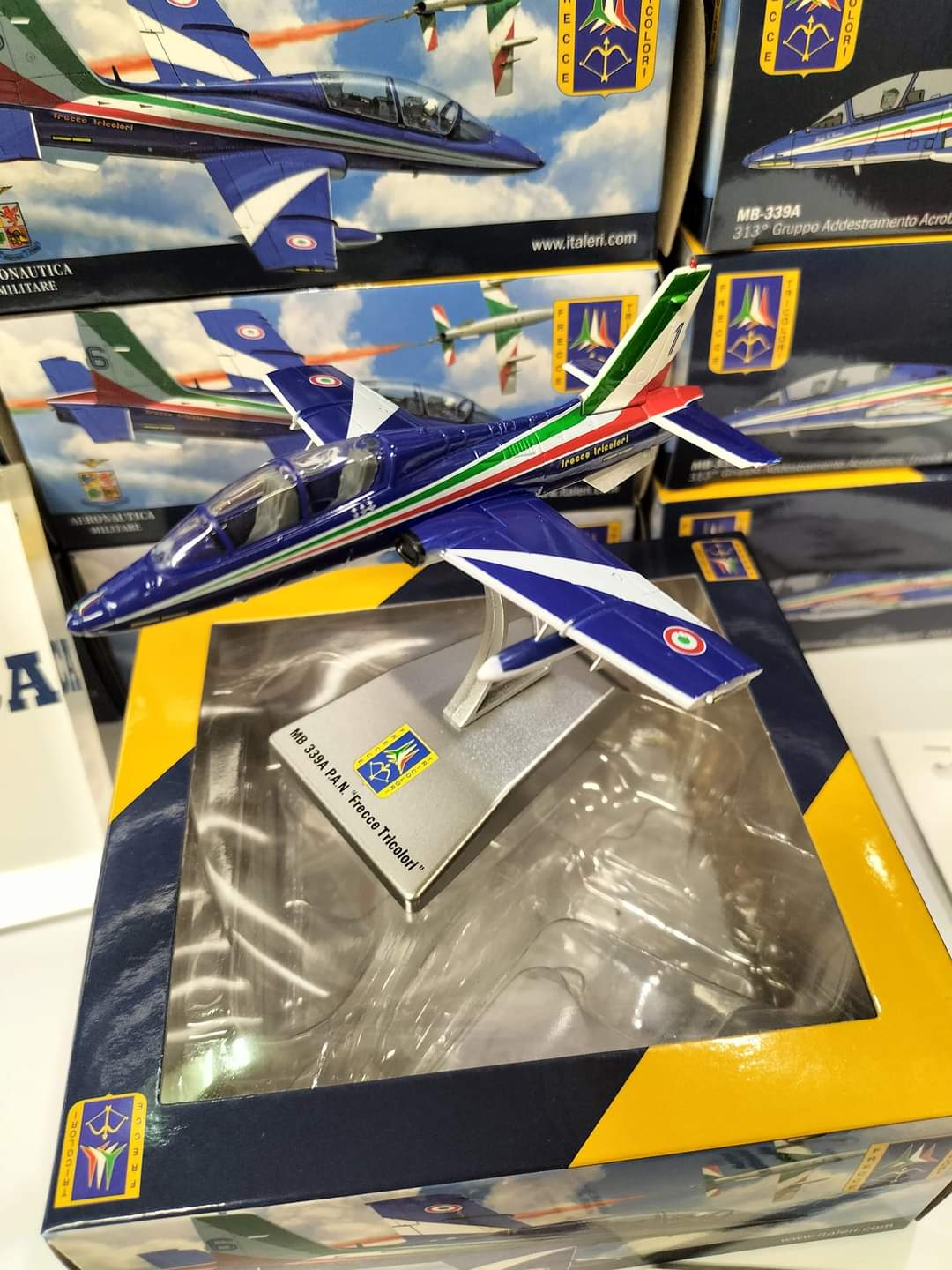 Italeri MB 339 Pan