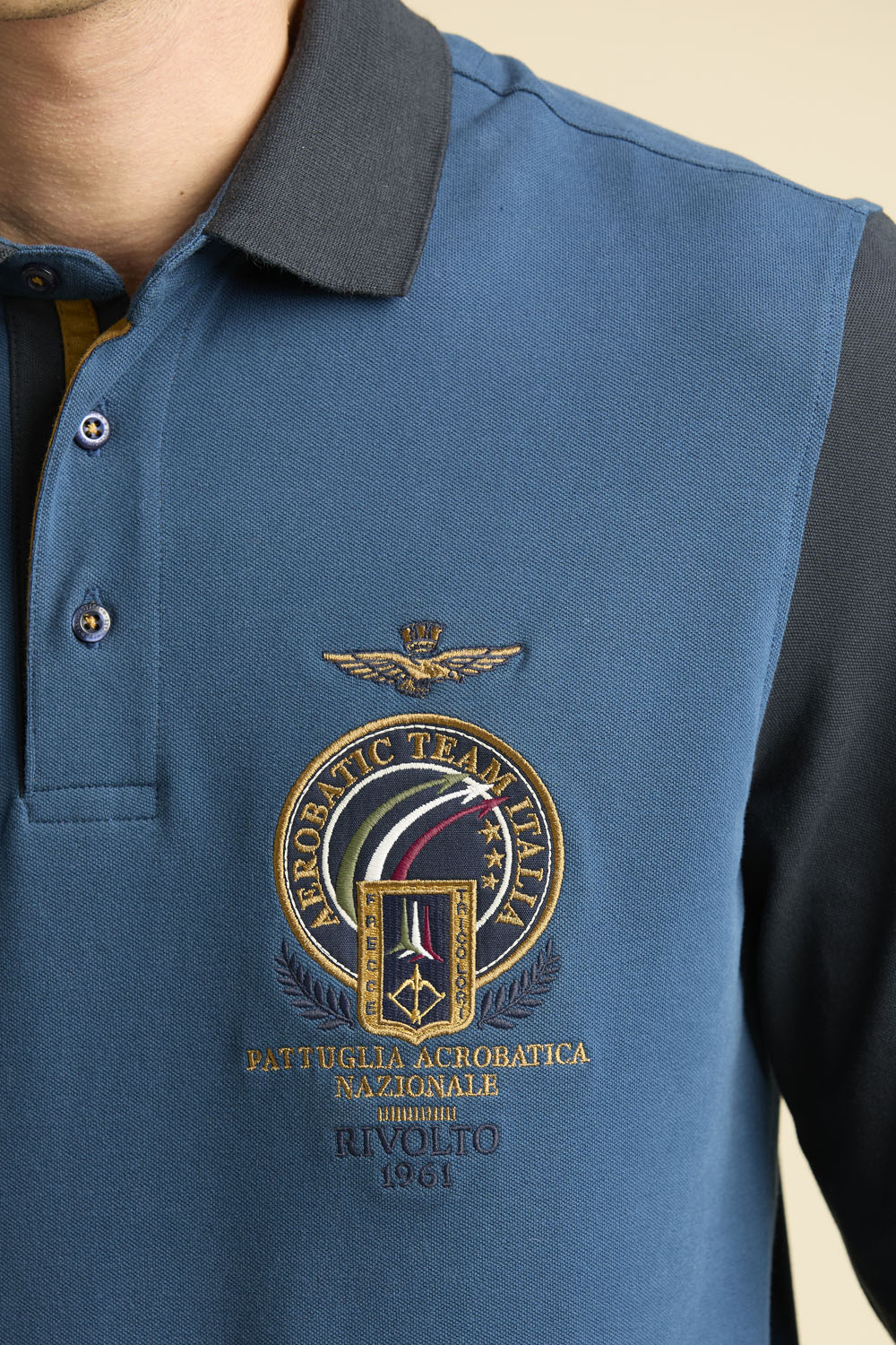 252PO1890UP00400  Polo Frecce Tricolori ricamata in piqué