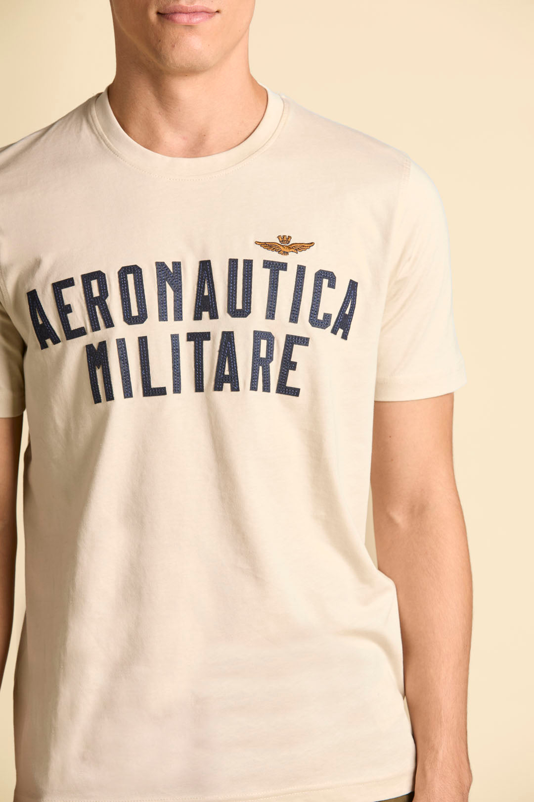 252TS2478UJ00641  T-shirt manica corta con logo in feltro